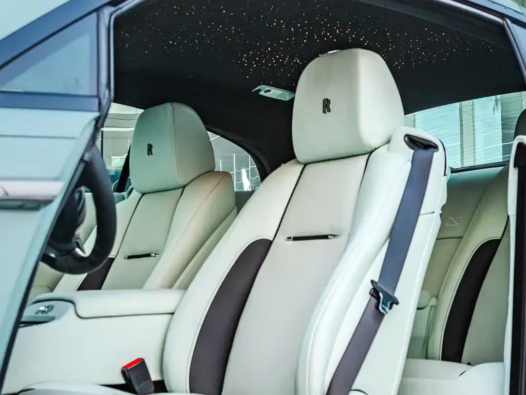Rolls-Royce Wraith 2023 из CN, фото 3
