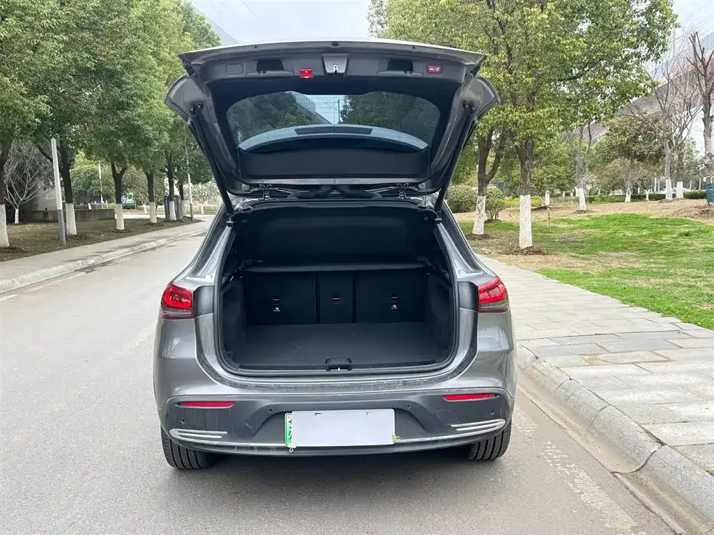 Mercedes-Benz EQA 2022 из CN, фото 8