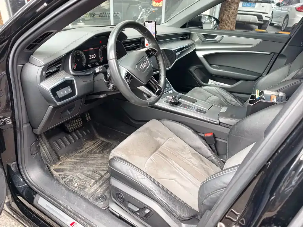 Audi A6L 2021 из CN, фото 2