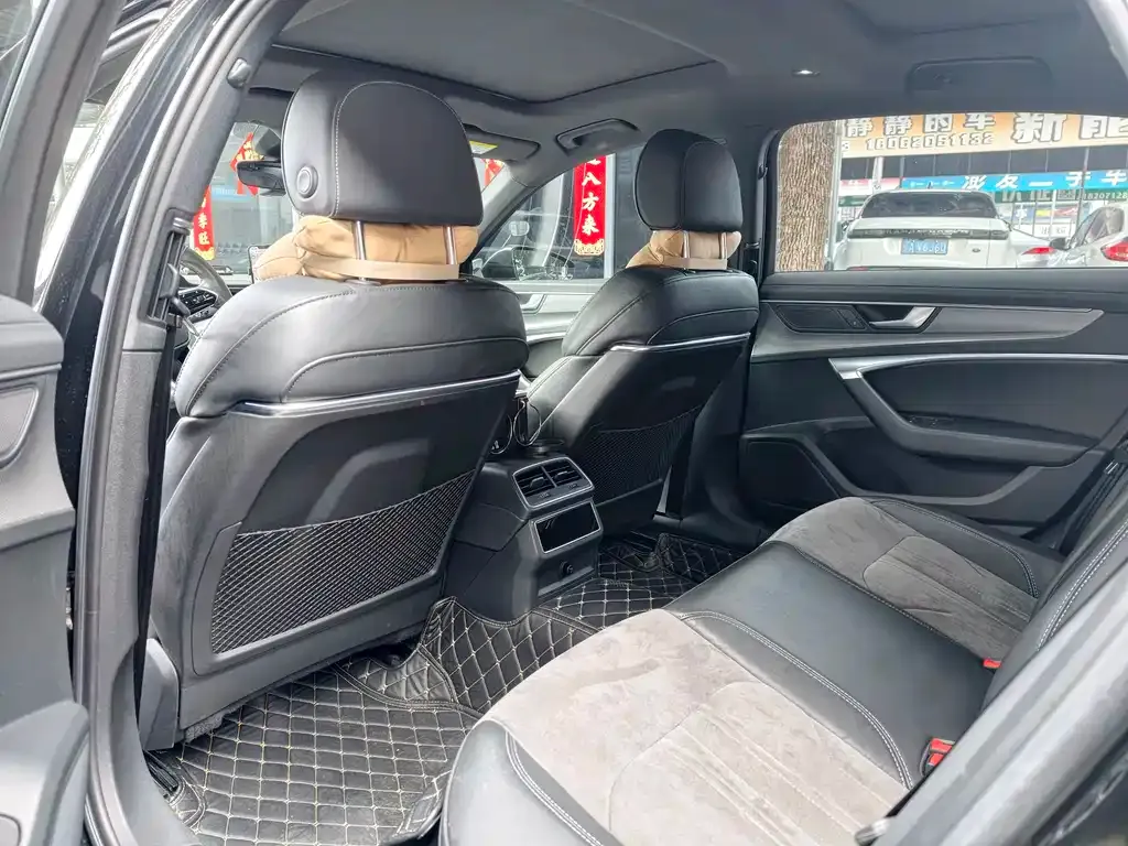 Audi A6L 2021 из CN, фото 4