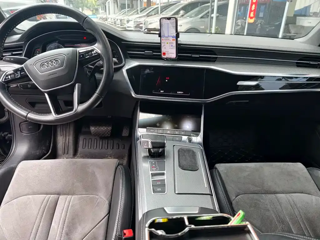 Audi A6L 2021 из CN, фото 7