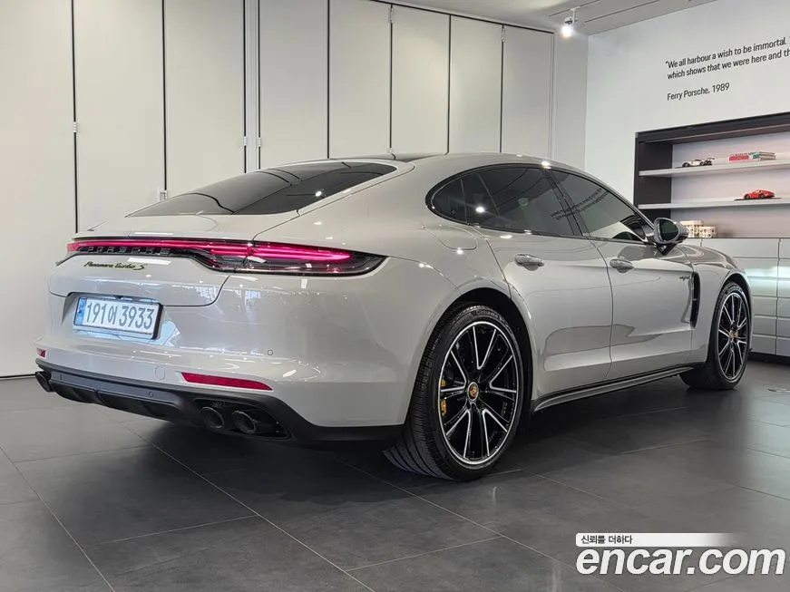 Porsche Panamera 2023 из KR, фото 2