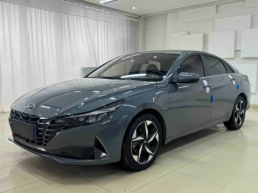 Hyundai Elantra 2022 из CN, фото 1