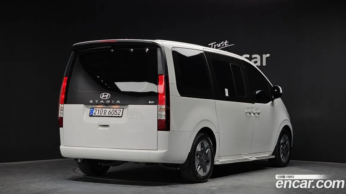 Hyundai Staria 2025 из KR, фото 3