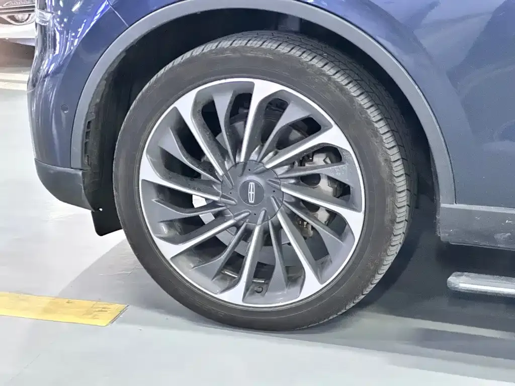 Lincoln Aviator 2022 из CN, фото 2