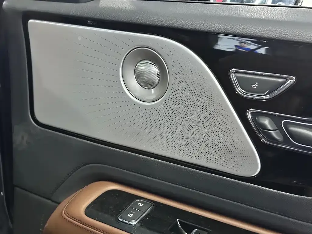 Lincoln Aviator 2022 из CN, фото 7