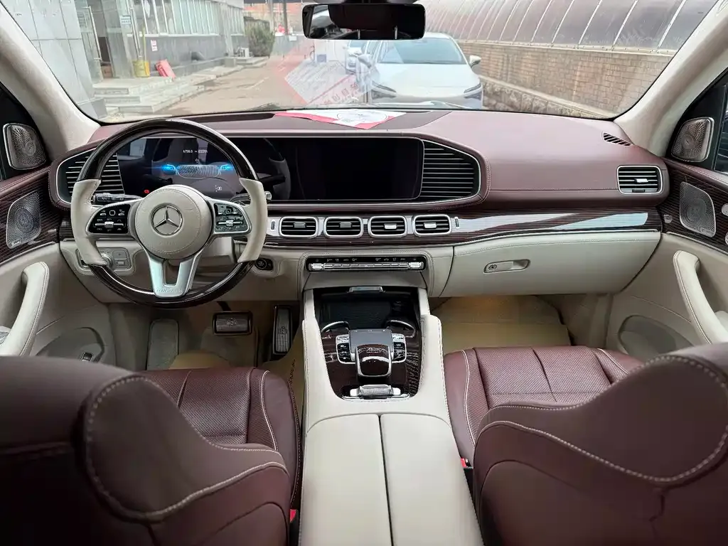 Mercedes-Benz GLS — фото 3