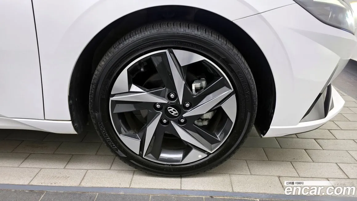 Hyundai AVANTE — фото 6