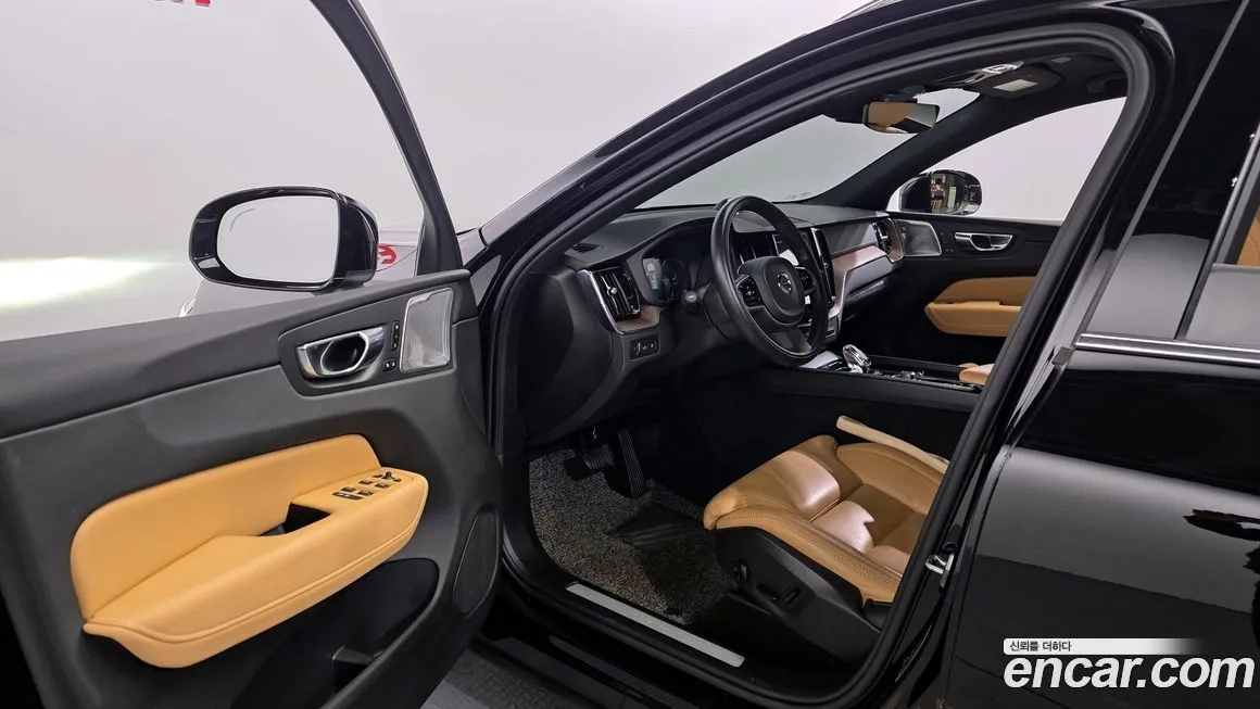 Volvo XC60 2021 из KR, фото 3