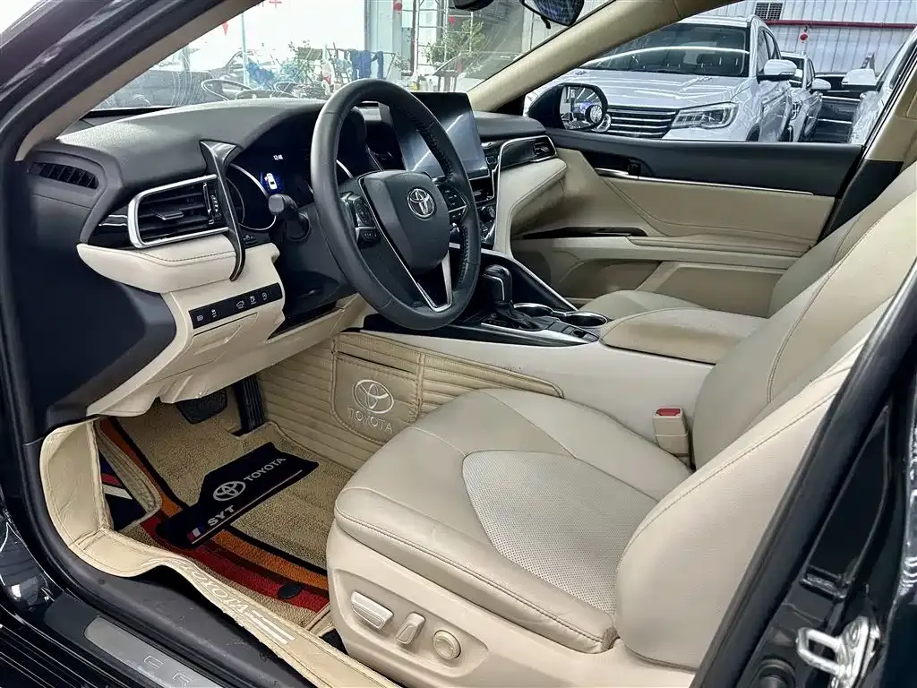 Toyota Camry 2022 из CN, фото 3