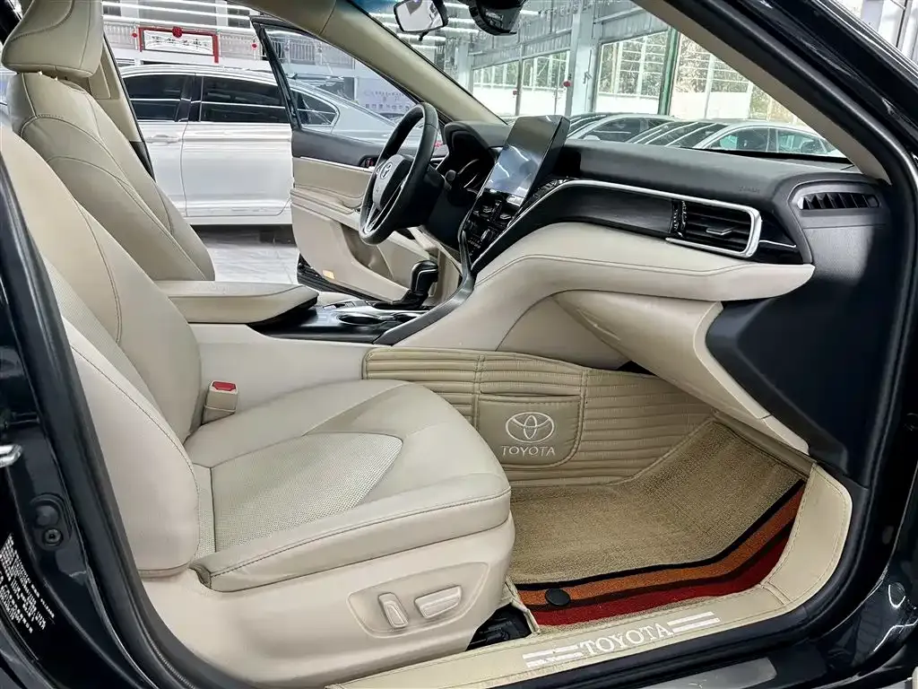 Toyota Camry 2022 из CN, фото 6