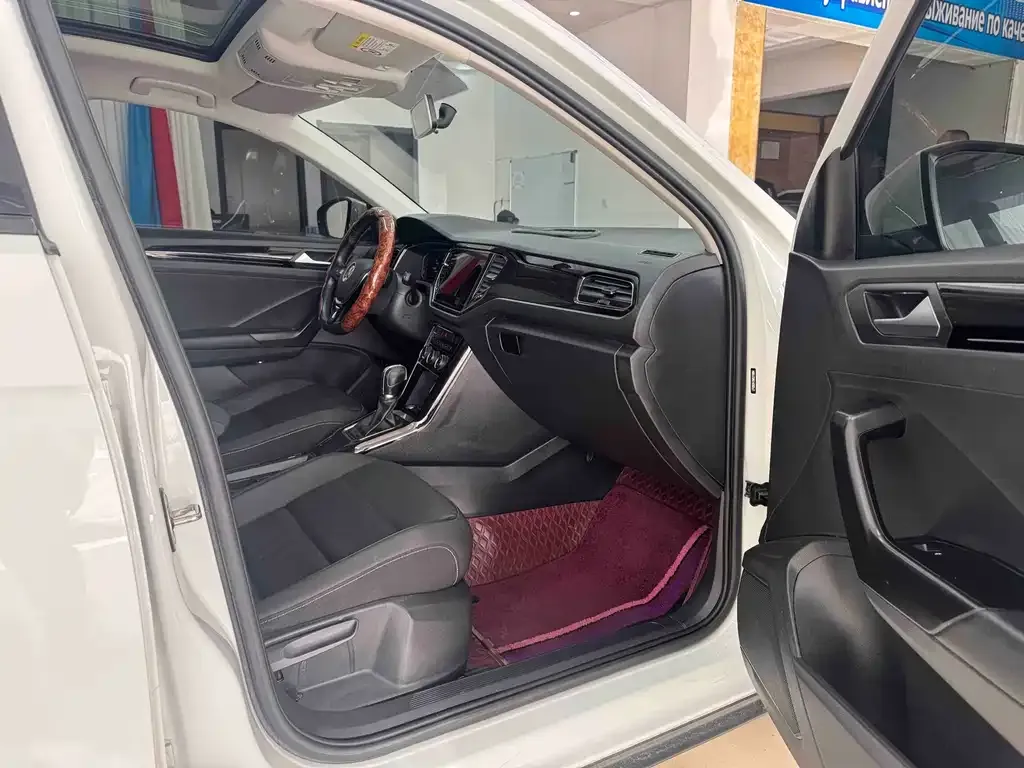 Volkswagen T-Roc 2021 из CN, фото 7
