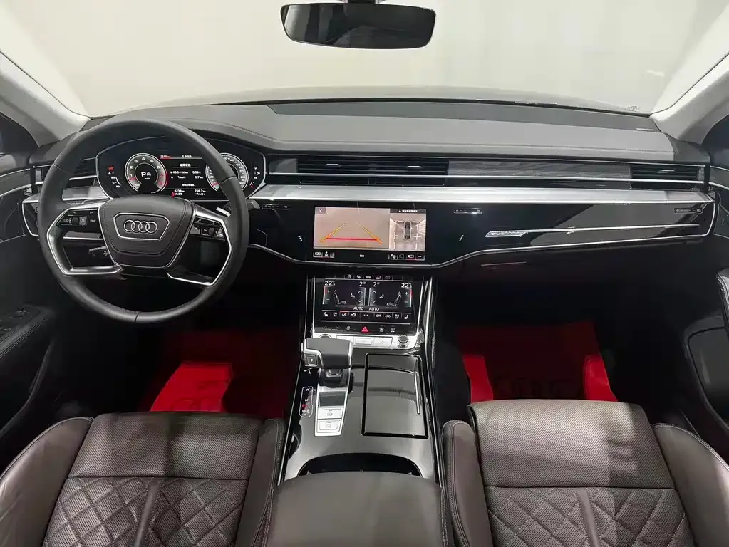 Audi A8 — фото 5