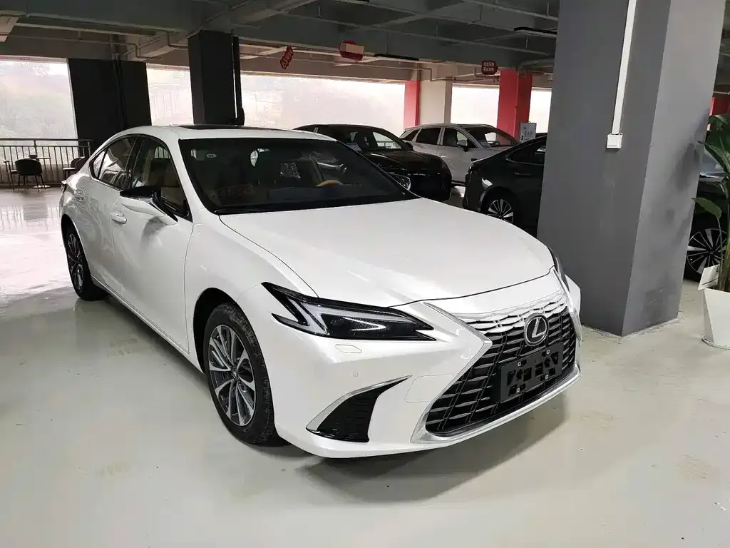 Lexus ES 2026 из CN, фото 7