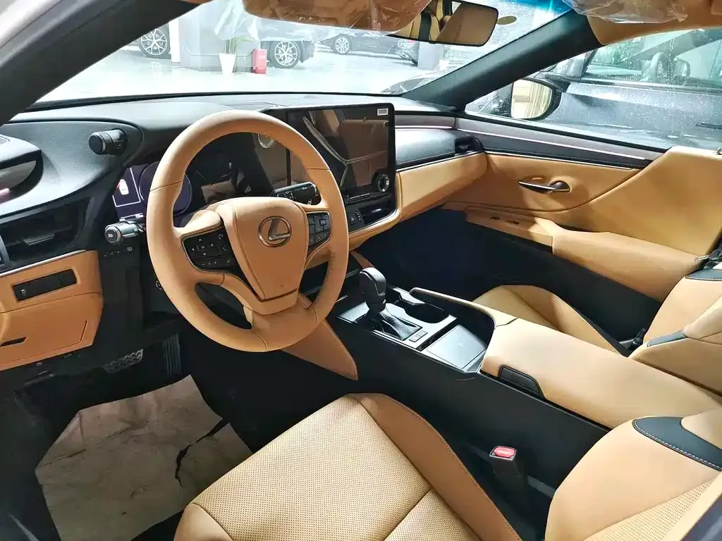 Lexus ES 2026 из CN, фото 8