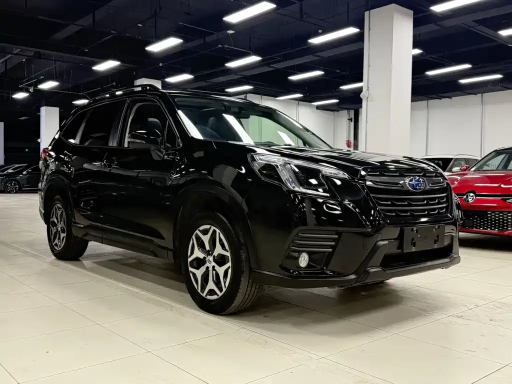 Subaru Forester — фото 9