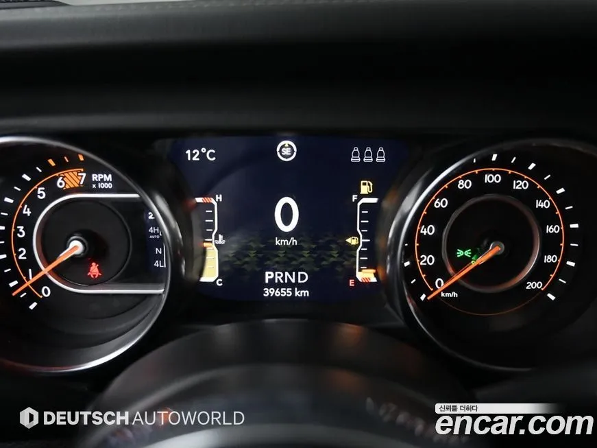 Jeep Wrangler 2021 из KR, фото 7