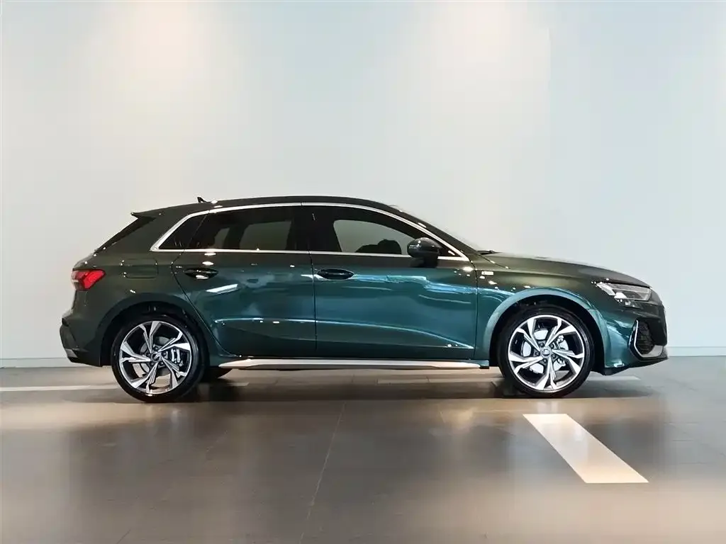 Audi A3 2026 из CN, фото 5