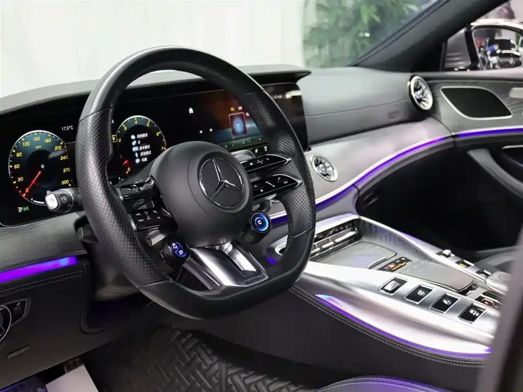 Mercedes-Benz AMG GT — фото 7