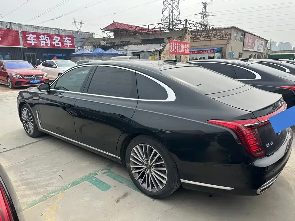 Hongqi H9 — фото 9