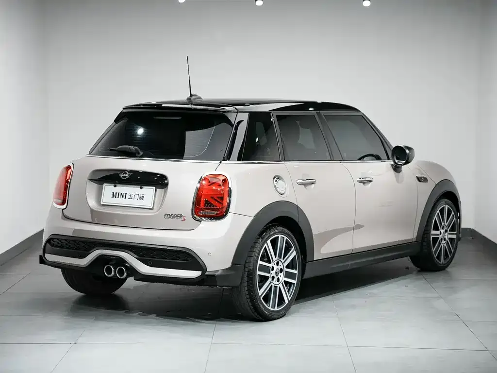 MINI Cooper (3-door) 2022 из CN, фото 6