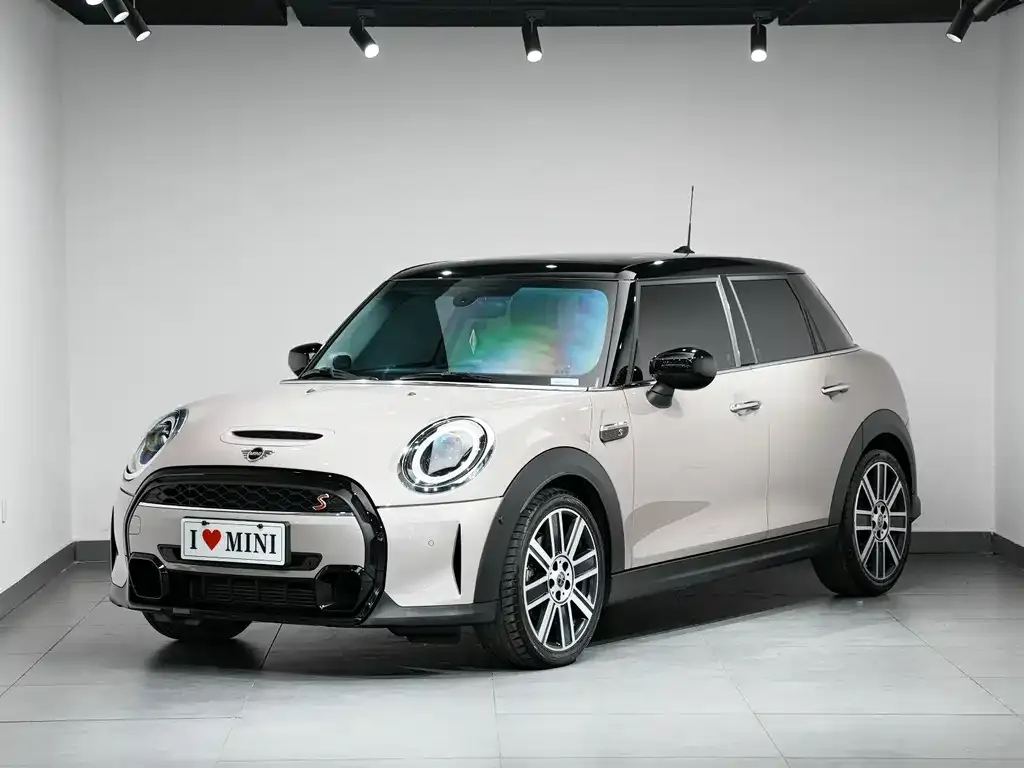 MINI Cooper (3-door) 2022 из CN, фото 10