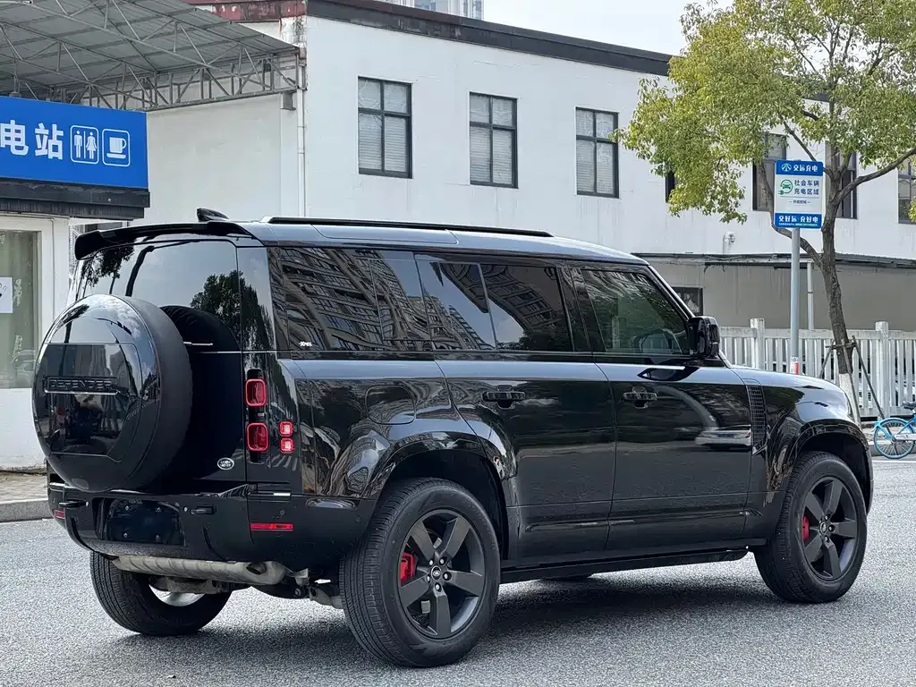 Land Rover Defender — фото 5