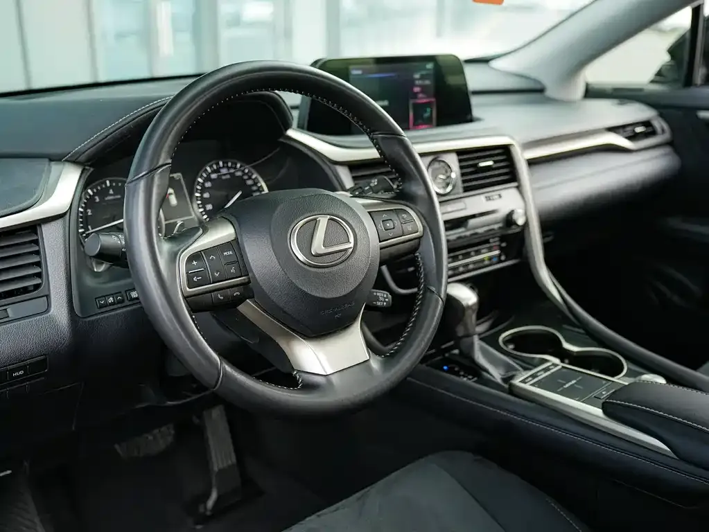 Lexus RX — фото 2