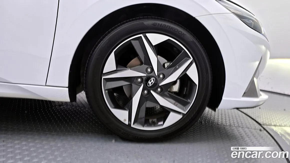 Hyundai AVANTE 2021 из KR, фото 5