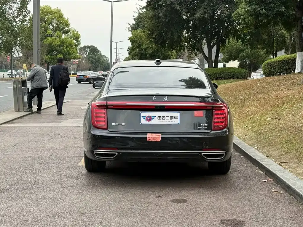 Hongqi H9 — фото 10