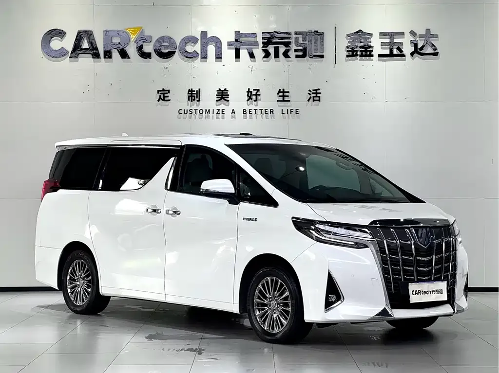 Toyota Alphard — фото 8