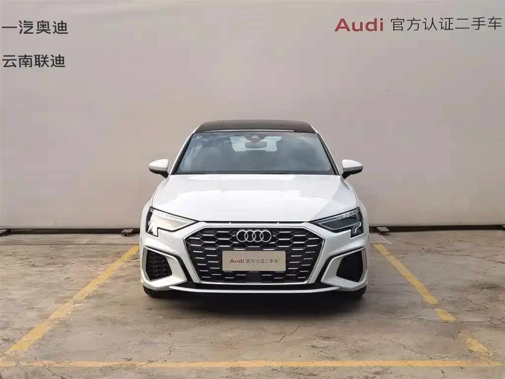 Audi A3 2023 из CN, фото 6