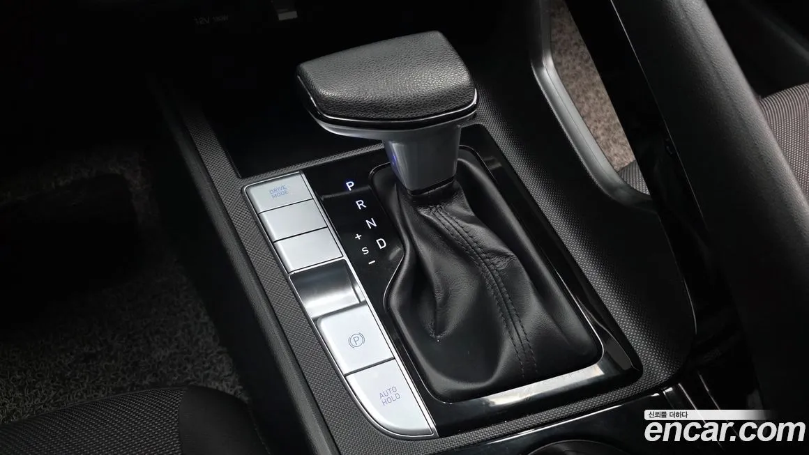 Hyundai AVANTE 2021 из KR, фото 10