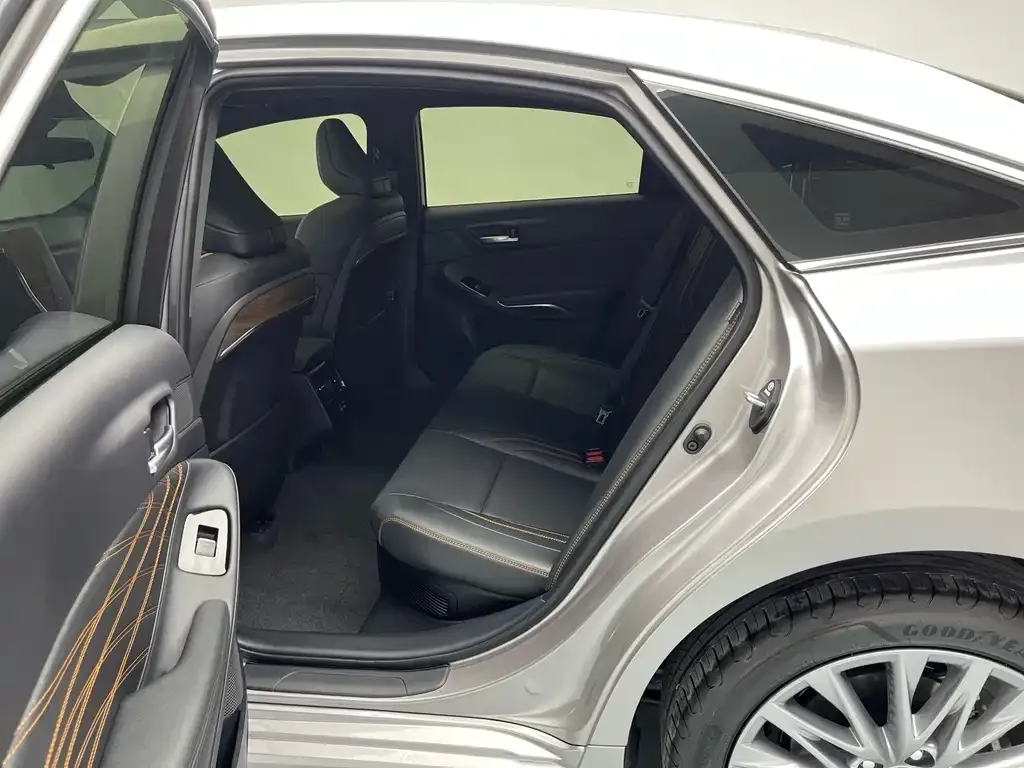 Toyota Avalon 2026 из CN, фото 4