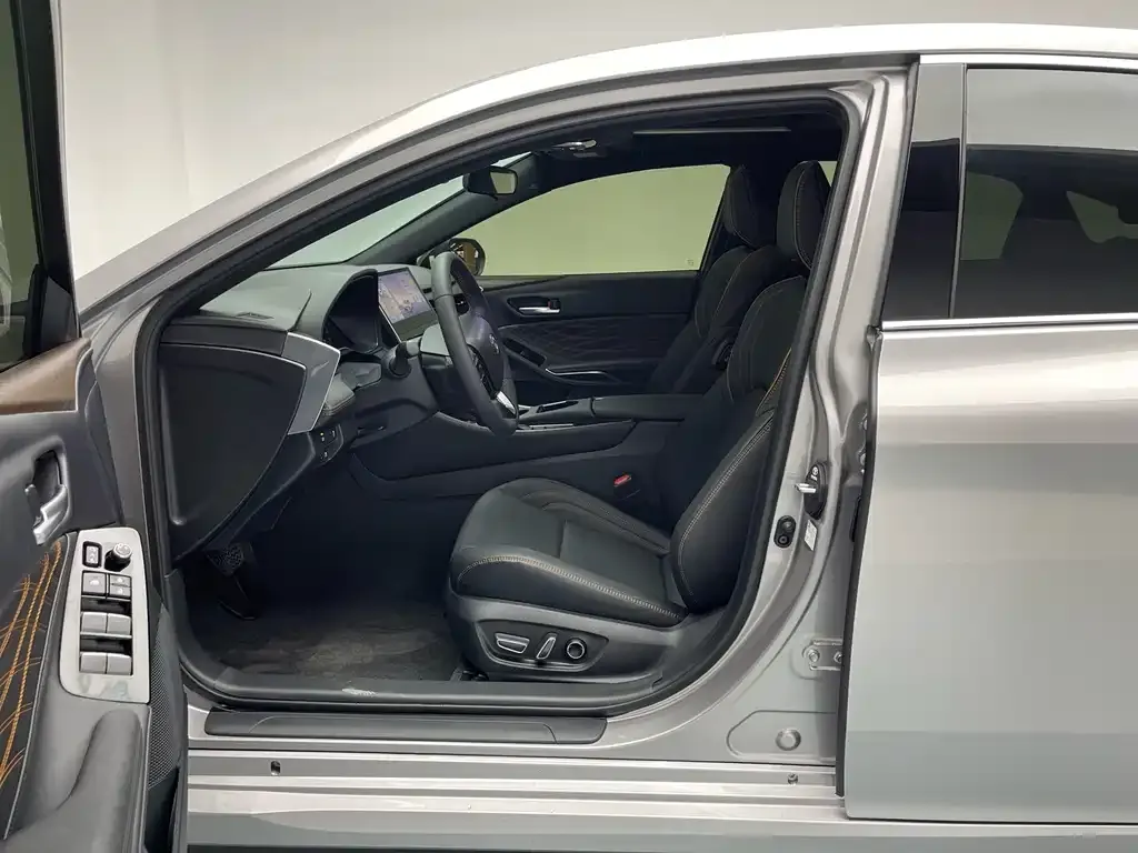 Toyota Avalon 2026 из CN, фото 7