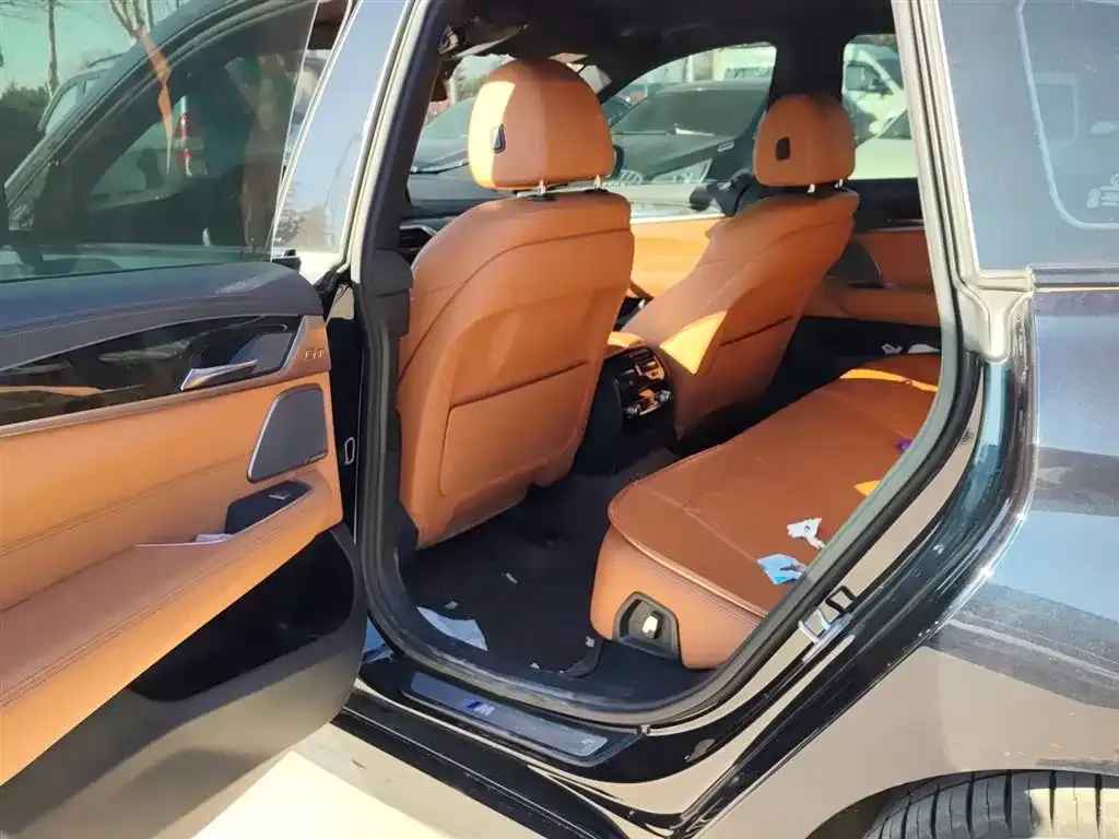 BMW 6 Series GT 2022 из CN, фото 5