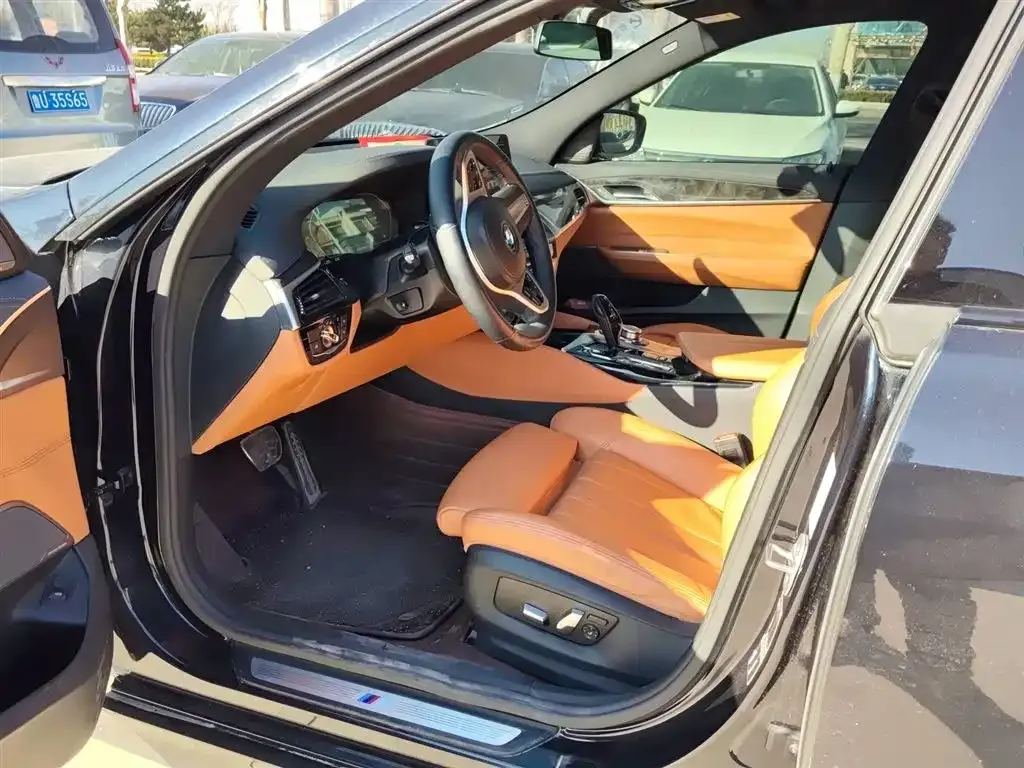 BMW 6 Series GT 2022 из CN, фото 3