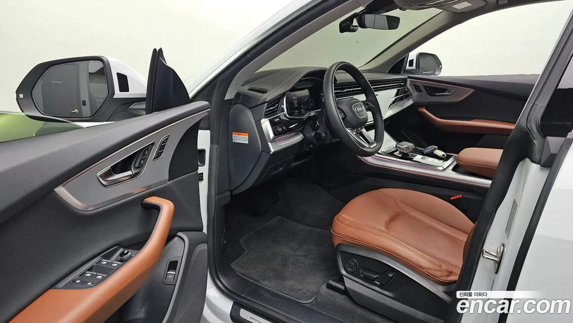 Audi Q8 2023 из KR, фото 7