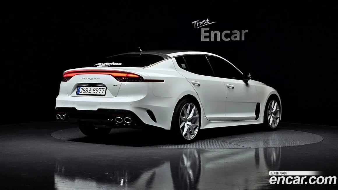 Kia Stinger 2023 из KR, фото 8