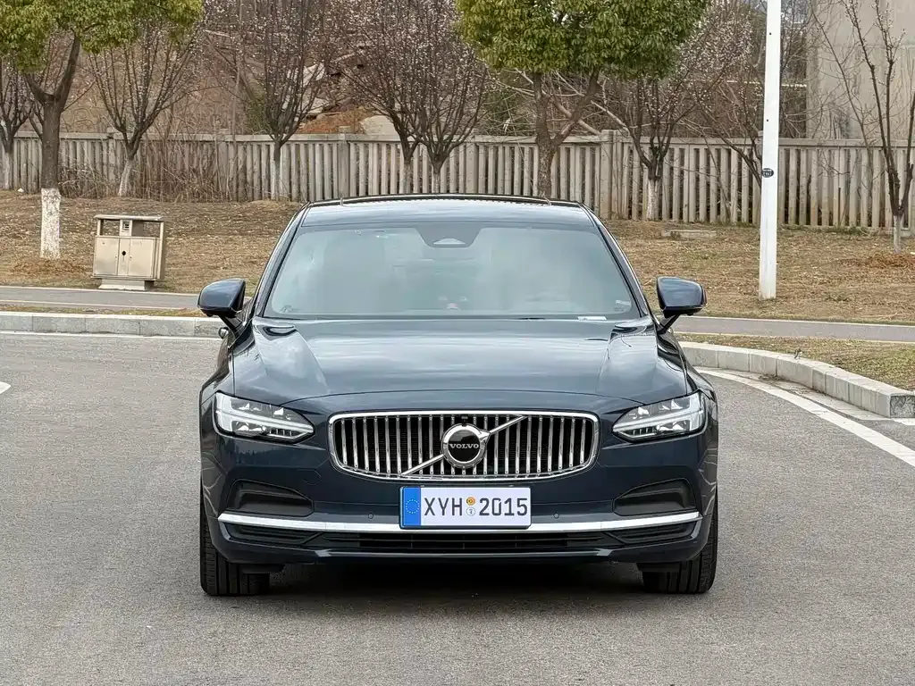 Volvo S90 — фото 4