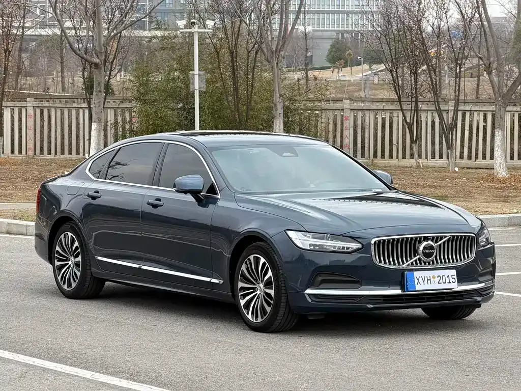 Volvo S90 — фото 10