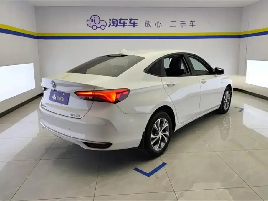 Buick Verano 2023 из CN, фото 3