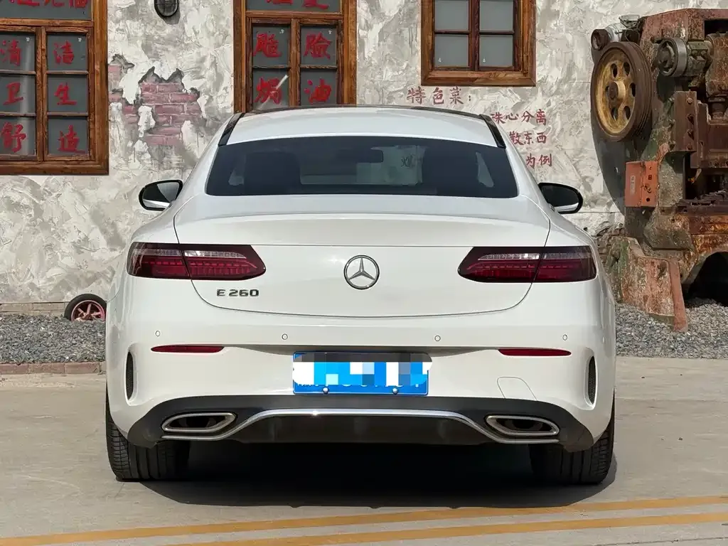 Mercedes-Benz E-Class (Import) — фото 9
