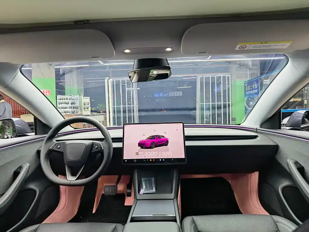 Tesla Model 3 — фото 9