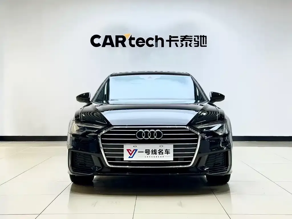 Audi A6L — фото 1