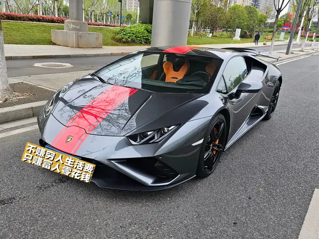 Lamborghini Huracan — фото 1