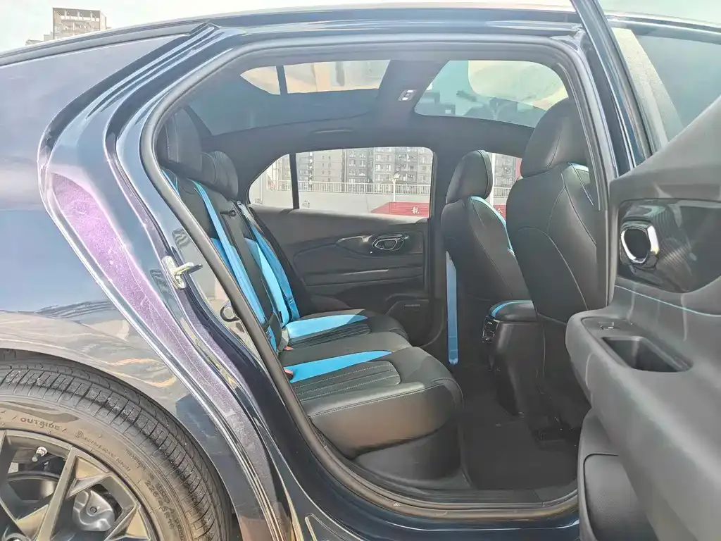 GAC Motor Shadow Leopard — фото 9