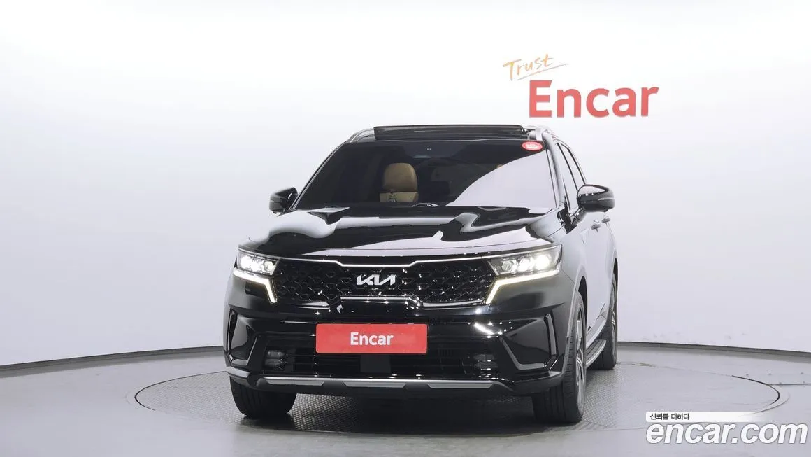 Kia Sorento — фото 10
