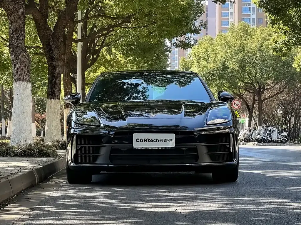 Porsche Panamera — фото 10