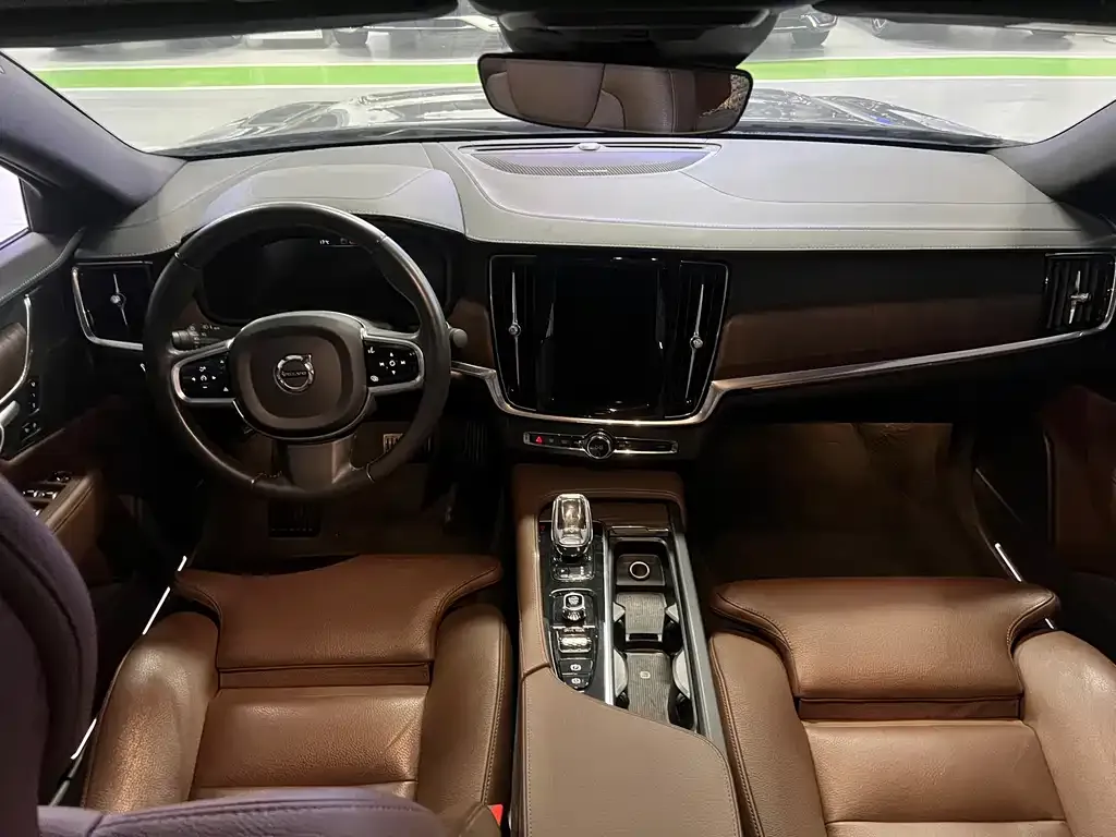 Volvo S90 — фото 4